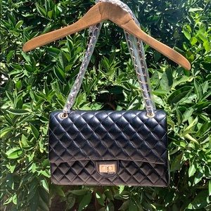 Black quilted cross hand bag / body bag